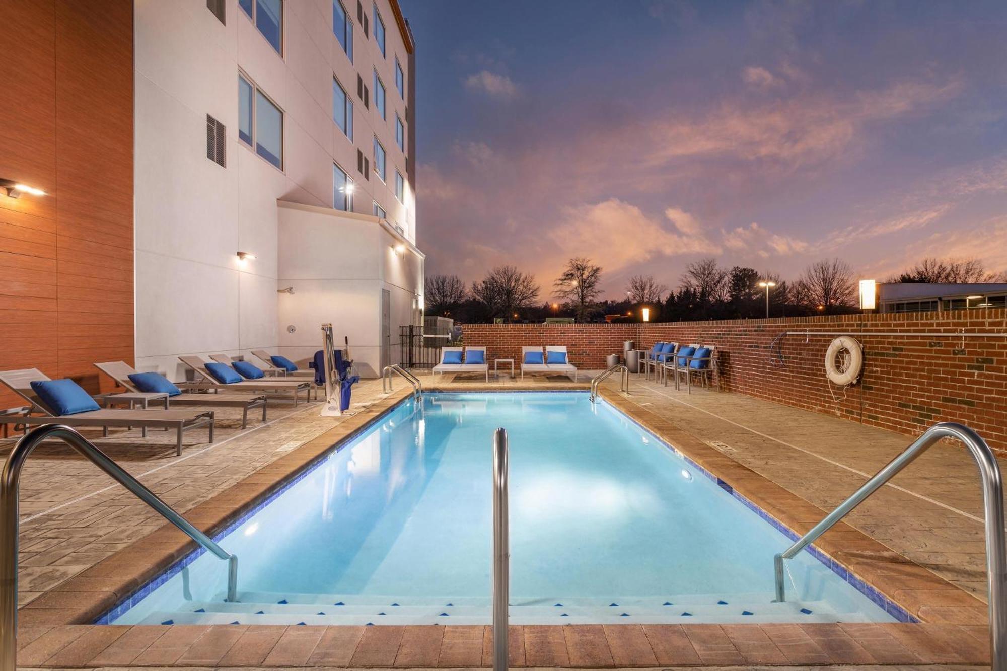 Element Knoxville West Exterior foto